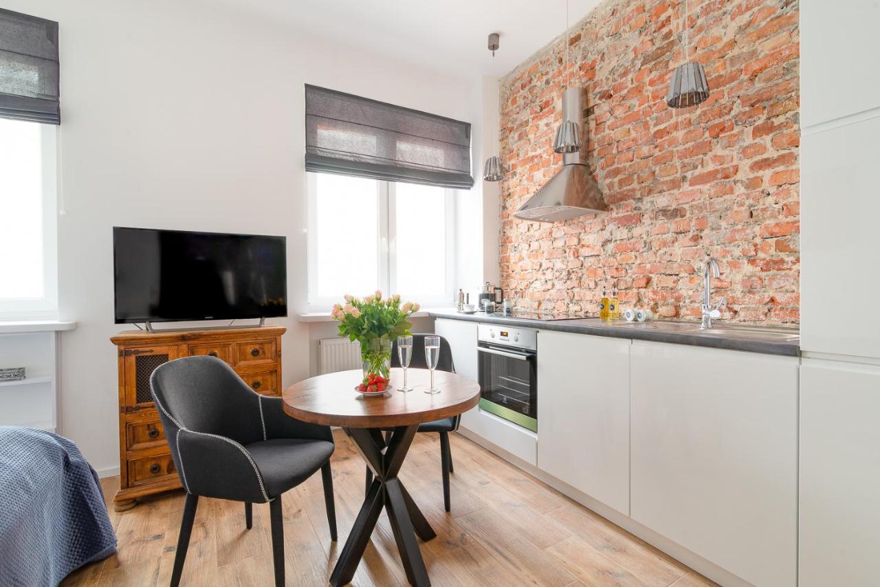 Rent Like Home - Aleja Wyzwolenia 14A Warschau Exterior foto